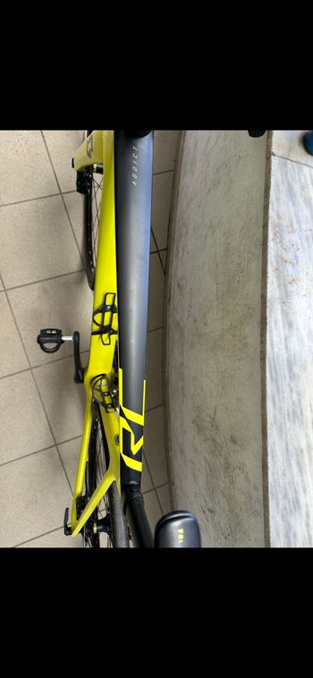 Used Scott RC 30 2019 2019 Road & Gravel, Green — image 6 of 11