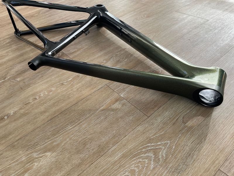 Used Scott Addict 30 2024 Frameset 2024 Road & Gravel, Green — image 13 of 17