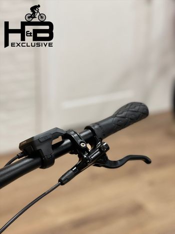 Used Trek Powerfly 5 SHIMANO XT 2022 Mountainbike — image 6 of 14