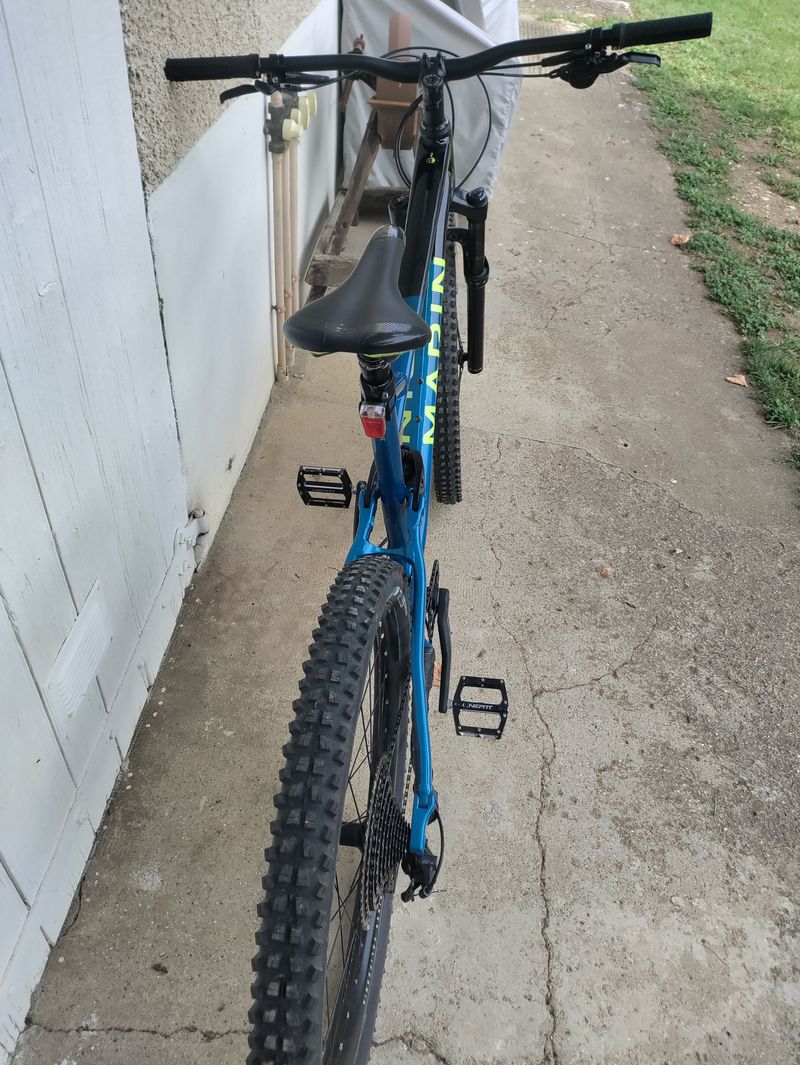 Marin Rift Zone 27.5 2 2022 2022 Mountainbike usato, Blu — immagine 15 di 22