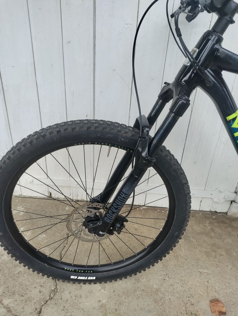 Marin Rift Zone 27.5 2 2022 2022 Mountainbike usato, Blu — immagine 3 di 22
