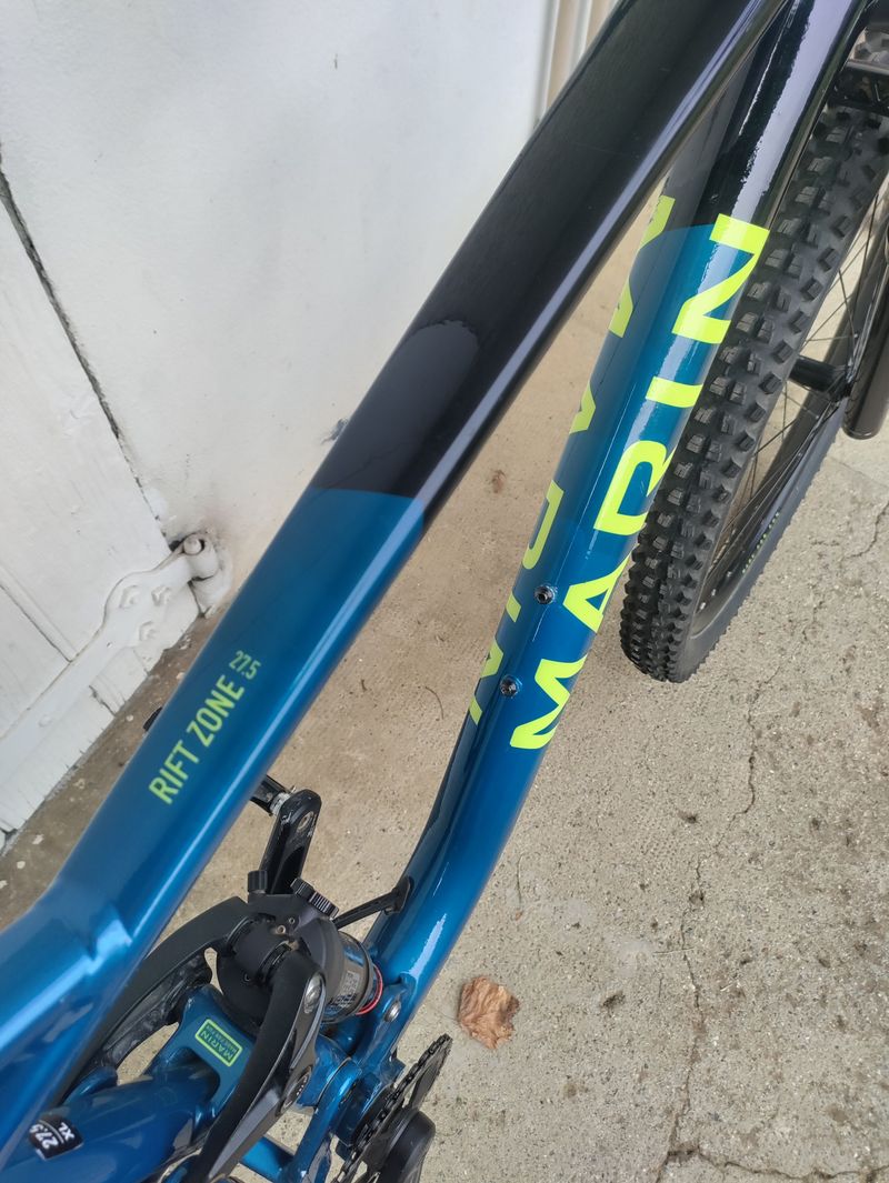 Marin Rift Zone 27.5 2 2022 2022 Mountainbike usato, Blu — immagine 12 di 22