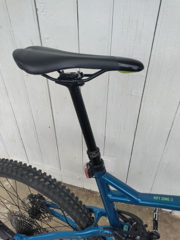 Marin Rift Zone 27.5 2 2022 2022 Mountainbike usato, Blu — immagine 20 di 22