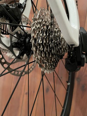 Used Merida REACTO 5000 2025 2025 Road & Gravel, White — image 3 of 14