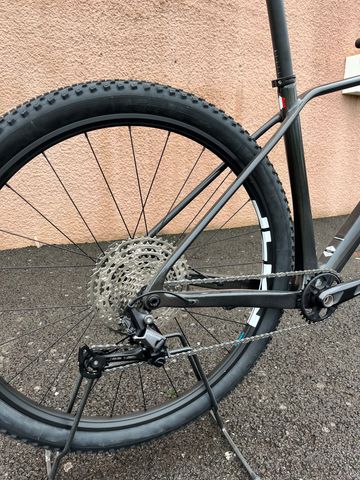 Tweedehands Adris RESISTANT 2026 2026 Mountainbike — afbeelding 2 van 3