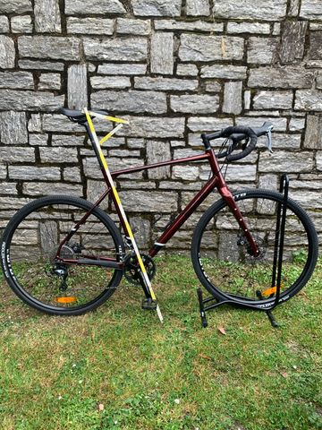 Used Fuji Jari 2.1 2022 2022 Road & Gravel, Orange — image 2 of 11