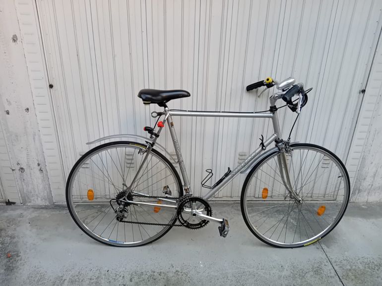 Used Novelli Anno Presumbile 2003, Due Cambi Davanti E 6 Velocità Dietro Gruppo Gipiemme 2003 Urban, Light Gray — image 1 of 5