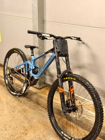 Mondraker, SUMMUM CARBON R 2023