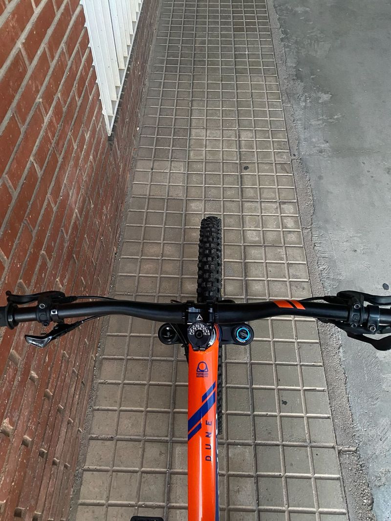 Used Mondraker Dune Sram X0 2019 Mountainbike, Orange — image 7 of 7