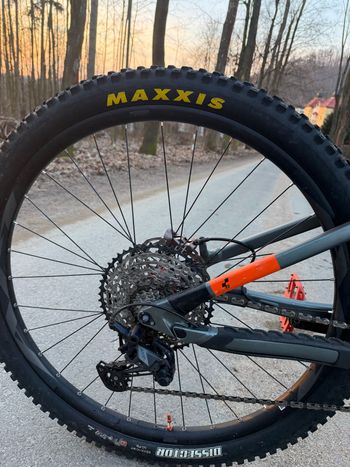 Used CUBE Stereo Shimano SLX 2021 Mountainbike, Light Gray — image 3 of 8