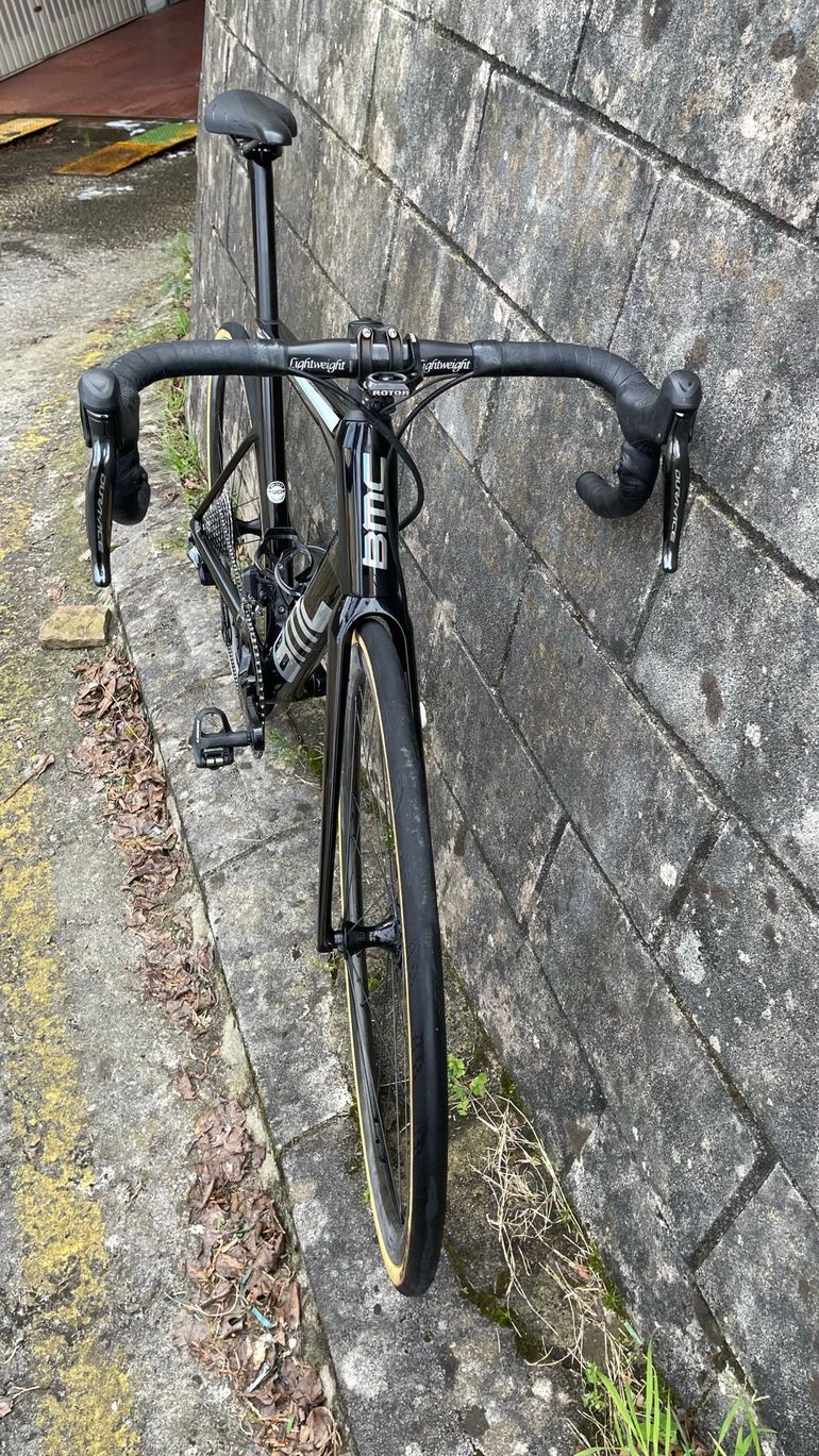 Used BMC Teammachine Shimano Dura Ace Di2 2023 Road & Gravel, Negro — image 5 of 11