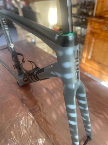 BMC Teammachine SLR 01 FIVE 2023 Frameset 2023 Road & Gravel de segunda mano, Gris claro — imagen 2 de 4