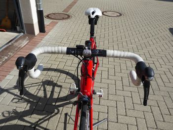 Used Trek Émonda SL 6 Disc 2022 2022 Road & Gravel — image 2 of 9
