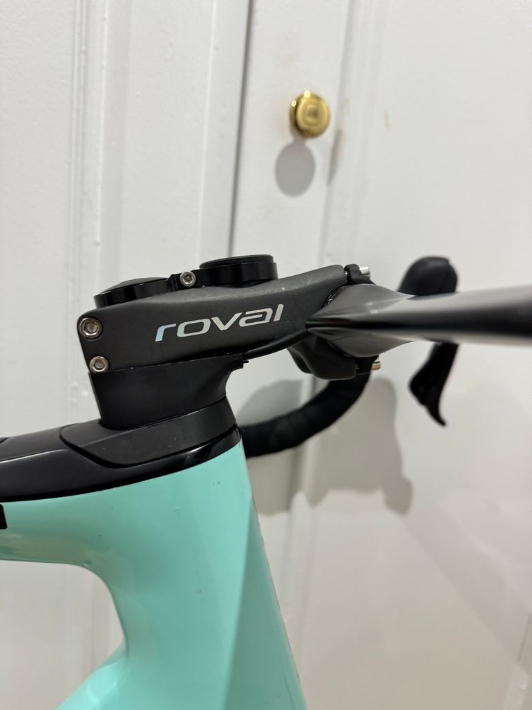 Použité Orbea Gain WheelTop EDS 2022 Road & Gravel — obrázek 2 z 16