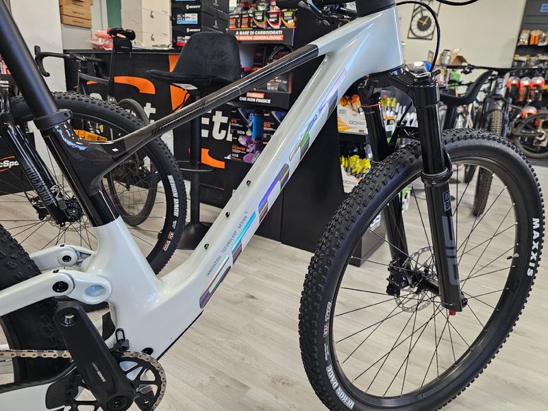 Used Scott Spark RC Team 2025 Frameset 2025 Mountainbike, White, 29 — image 3 of 3