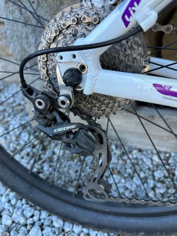 Used Liv Tempt 2 2016 2016 Mountainbike, Weiß, 27.5 — image 3 of 7