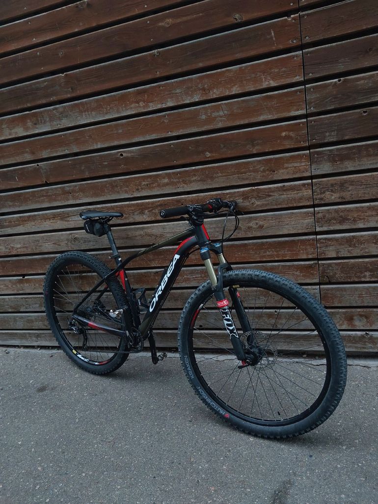 Used Orbea Alma Shimano Deore XT 2015 Mountainbike, Negro — image 1 of 8