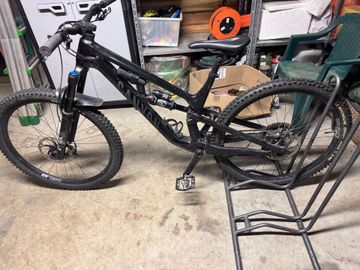 Canyon Spectral 29 CF 8 2022 2022 Mountainbike usato, Nero — immagine 2 di 9