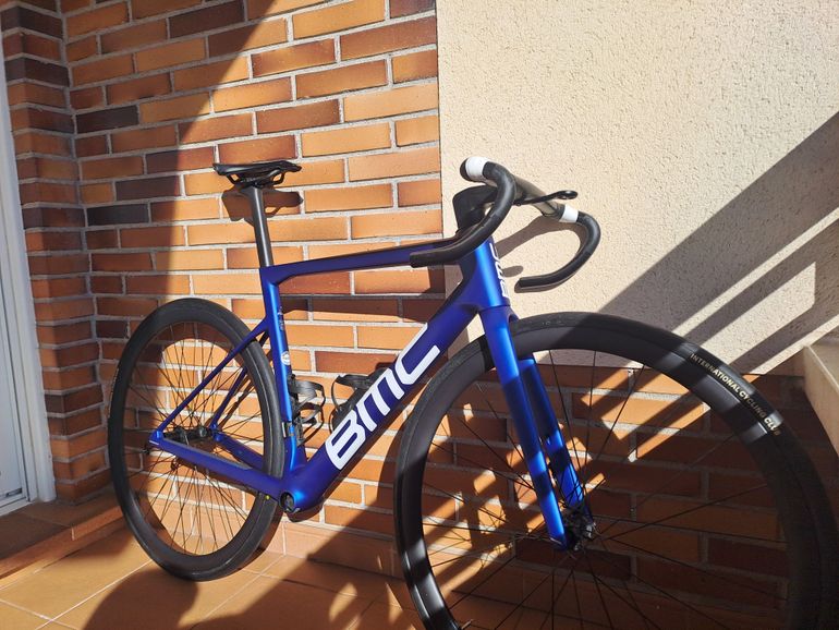 Used BMC Teammachine SLR01 FOUR 2021 Frameset 2021 Road & Gravel — image 3 of 4