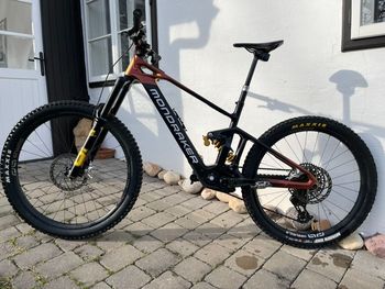 Used Mondraker DUNE XR 2024 2024 Mountainbike, Negro — image 1 of 24