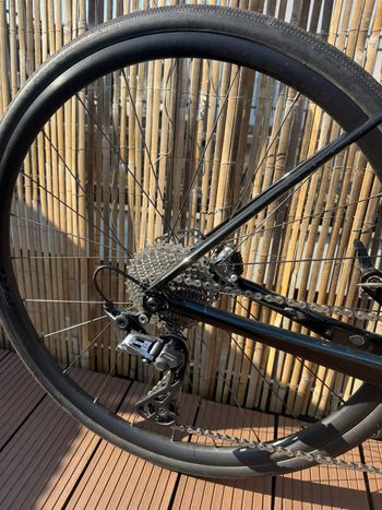 Used Giant Defy Advanced 1 2022 2022 Road & Gravel — image 4 of 6