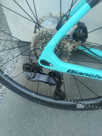 Used Bianchi Specialissima Shimano Ultegra Di2 2024 Road & Gravel, Green — image 4 of 5