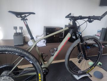 Orbea ALMA M30 2021 2021 MTB usato