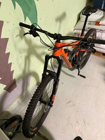 Used Cannondale Trigger 3 2019 2019 Mountainbike, Orange, 27.5 — image 2 of 5
