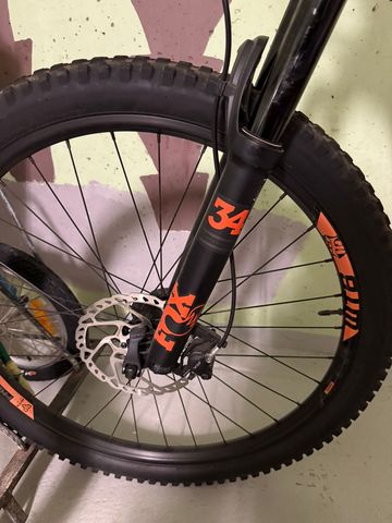 Used Cannondale Trigger 3 2019 2019 Mountainbike, Orange, 27.5 — image 3 of 5