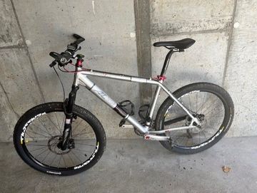Brugt Red Bull (Rose) AL Team 2006 MTB
