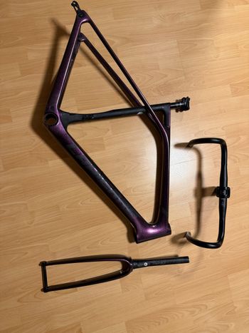 Used Lapierre Xelius SL 5.0 Di2 2024 Frameset 2024 Road & Gravel, Purple — image 6 of 6