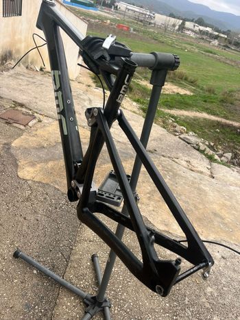 Used BMC fourstroke 01 2017 Frameset 2017 Mountainbike — image 11 of 14