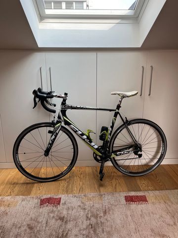 Použité Fuji Altamira Shimano Ultegra 2011 Road & Gravel