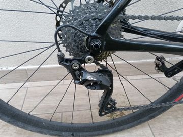 Used Cannondale SuperSix EVO Shimano 105 2024 Road & Gravel, Black — image 2 of 8