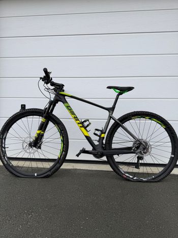 Used Giant Advanced XTC 1.5 LTD Carbon 2017 2017 MTB
