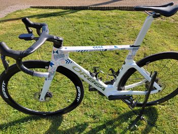 Used Orbea Orca Shimano Ultegra Di2 2025 Road & Gravel, White — image 8 of 11
