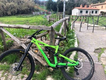 Brugt Specialized Enduro Comp 29/6Fattie 2018 2018 Mountainbike — billede 6 af 7