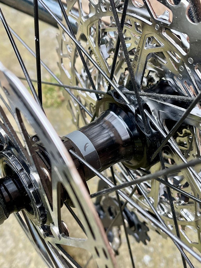 Used Giant TCR Advanced Pro Custom 2023 Road & Gravel — image 17 of 19