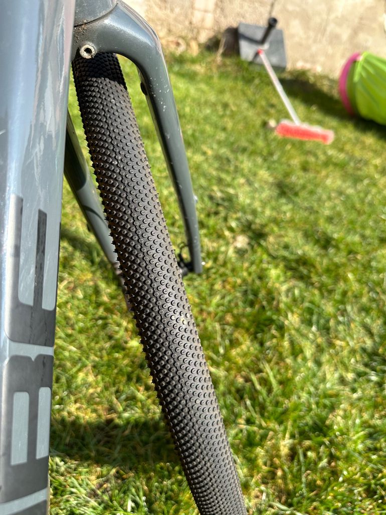 Used CUBE NUROAD RACE FE 2020 2020 Road & Gravel — image 10 of 11