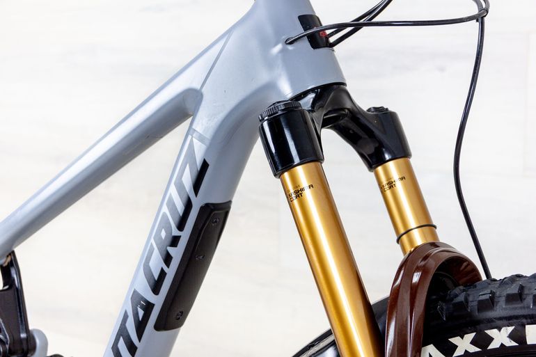 Used Santa Cruz Hightower CC 2022 Mountainbike, Hellgrau — image 12 of 20