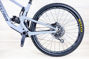Used Santa Cruz Hightower CC 2022 Mountainbike, Hellgrau — image 14 of 20