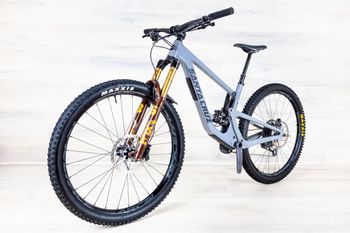Used Santa Cruz Hightower CC 2022 Mountainbike, Hellgrau — image 6 of 20