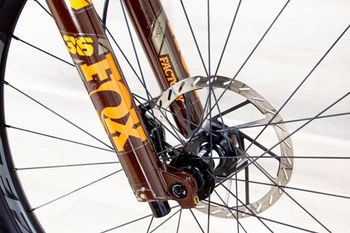 Used Santa Cruz Hightower CC 2022 Mountainbike, Hellgrau — image 13 of 20