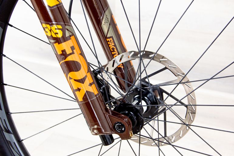 Used Santa Cruz Hightower CC 2022 Mountainbike, Hellgrau — image 13 of 20