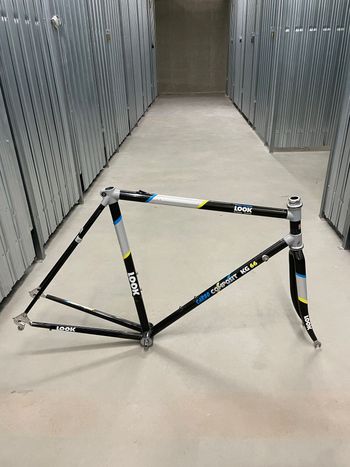 Look, Look Custom Frameset