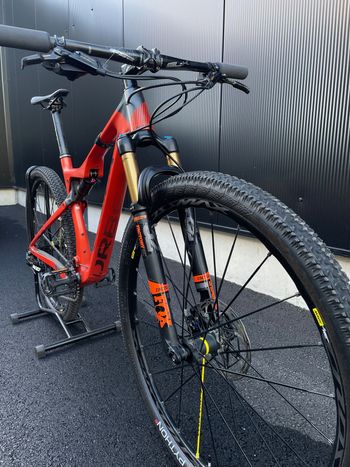 Used Orbea Oiz SRAM X01 Eagle 2019 Mountainbike, Red — image 3 of 3