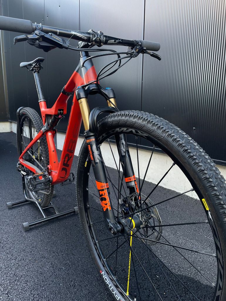 Used Orbea Oiz SRAM X01 Eagle 2019 Mountainbike, Red — image 3 of 3