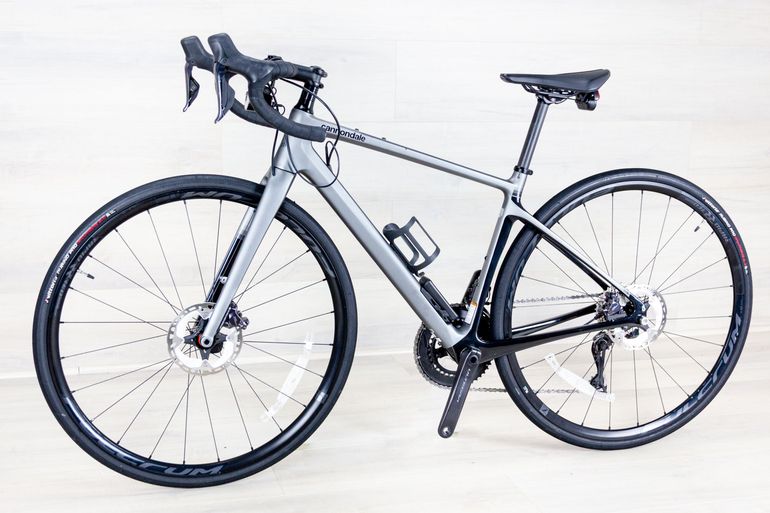 Used Cannondale Synapse Carbon 2 RLE 2024 2024 Road & Gravel, Light Gray — image 6 of 19