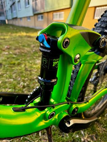 Used Giant Trance 2 2019 2019 Mountainbike, Green, 27.5 — image 11 of 26