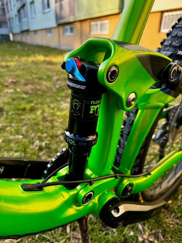 Used Giant Trance 2 2019 2019 Mountainbike, Green, 27.5 — image 11 of 26